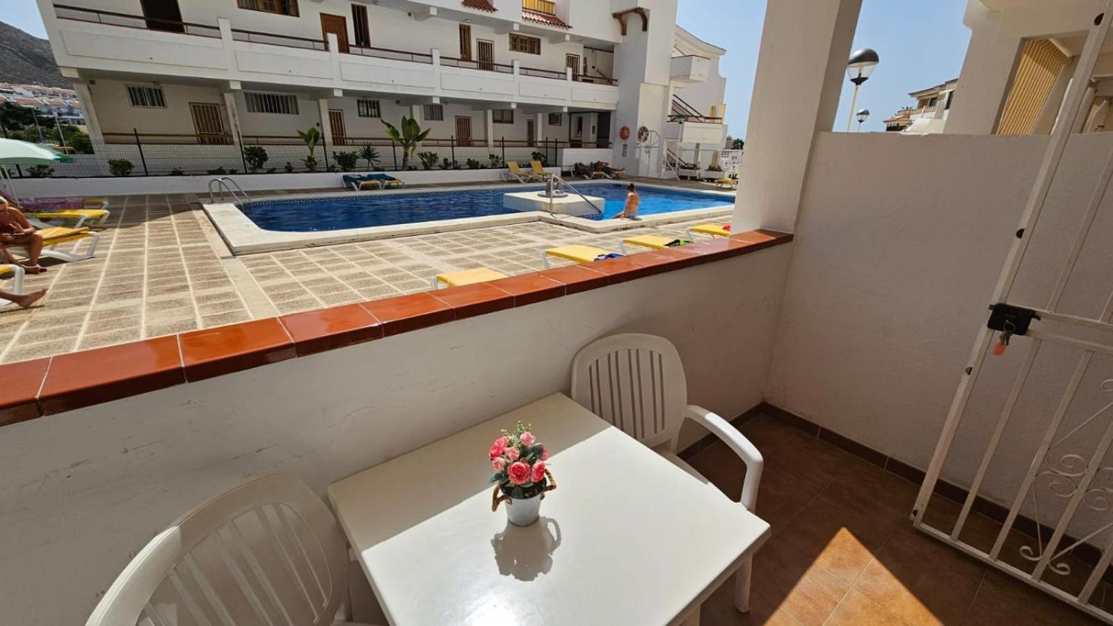 Parque Margarita, Terraza Vista Piscina Apartment Los Cristianos  Exterior foto